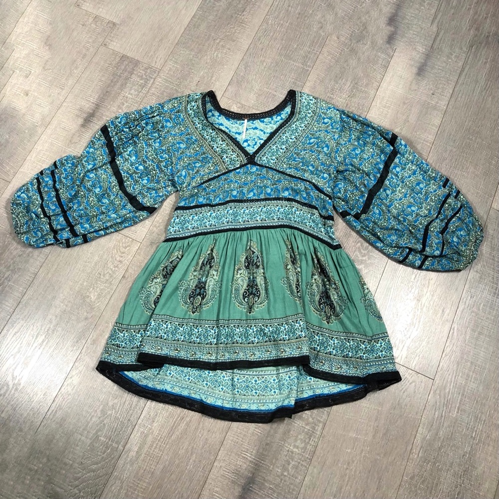 Free People Women’s Paisley Tunic V Neck Size S Ballon Sleeve